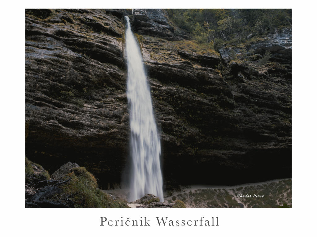 Peričnik Wasserfall im Herbst